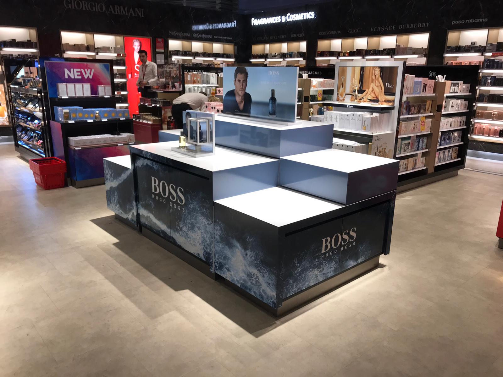 Level D_Zone 3&7_Hugo Boss_Podium_ (3)